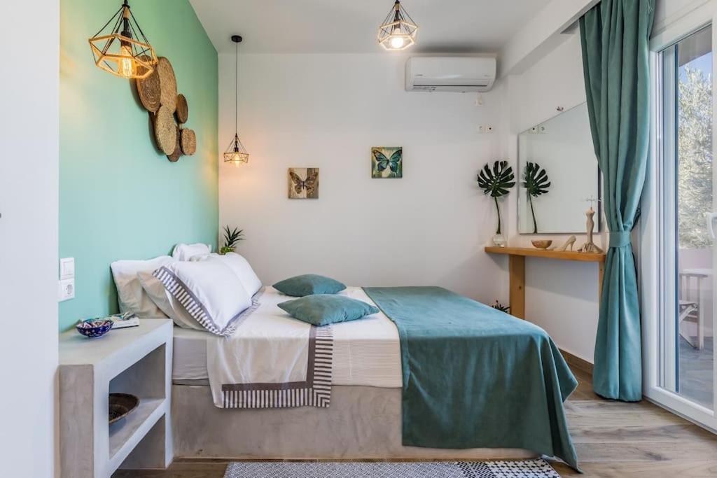 Skopelos Blue Heaven Pool Villa In Olive Grove Екстериор снимка